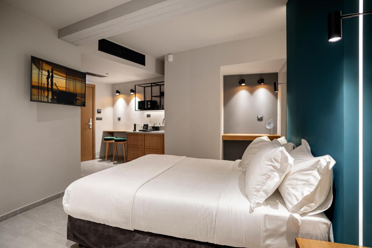 Bob W Akadimia Hotel Atenas